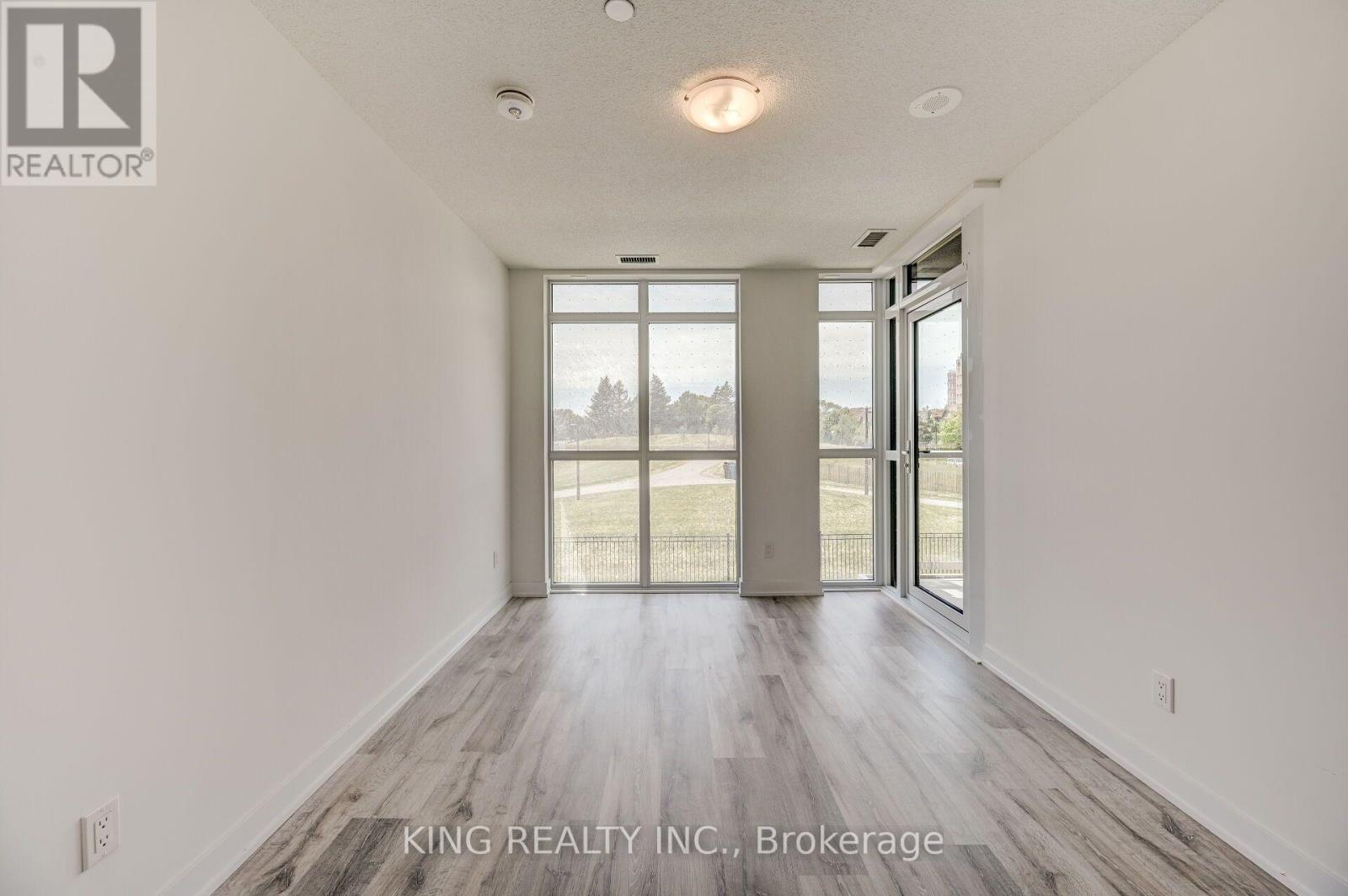 133 - 251 Manitoba Street Property Photo 26