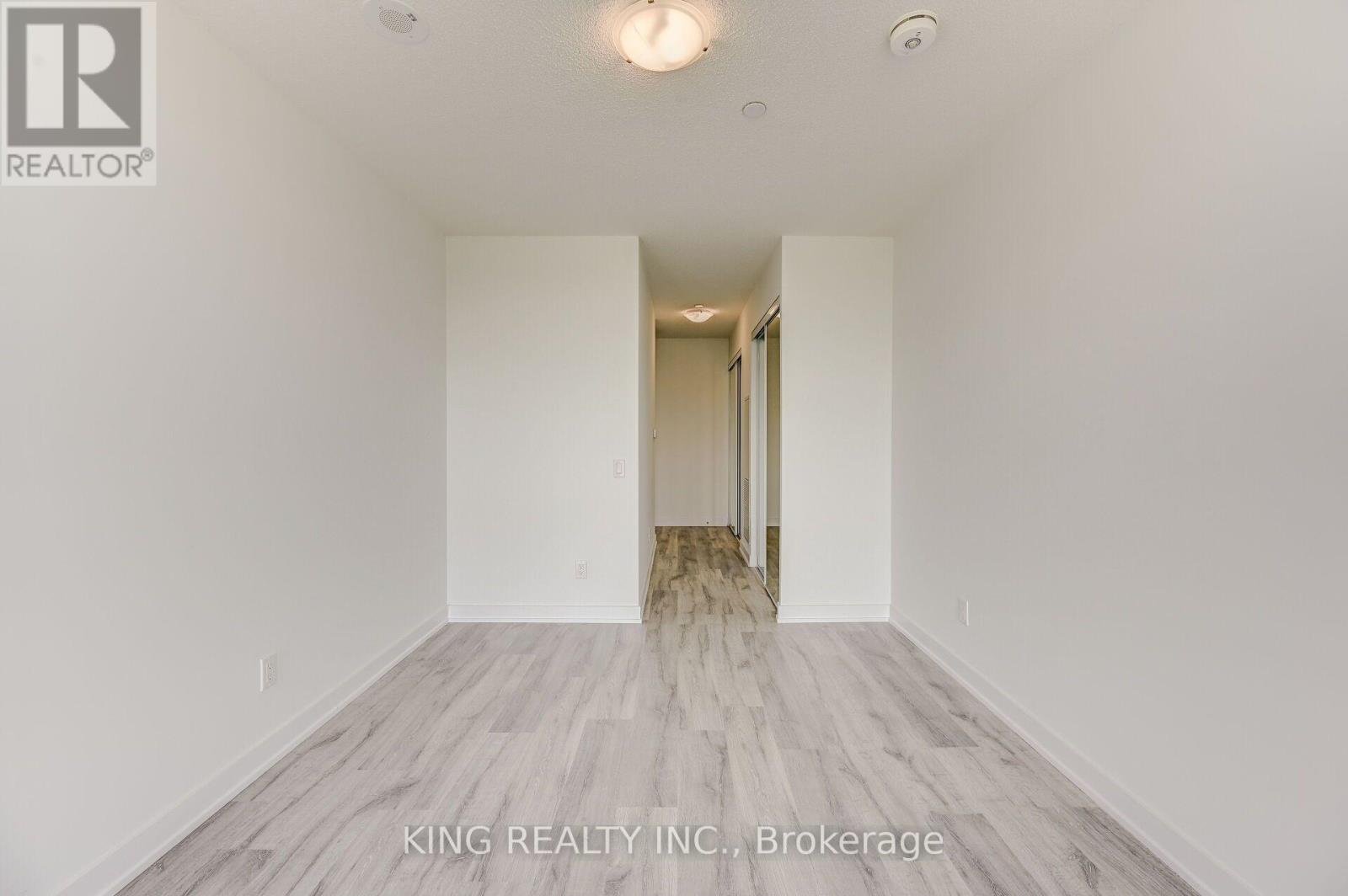 133 - 251 Manitoba Street Property Photo 27
