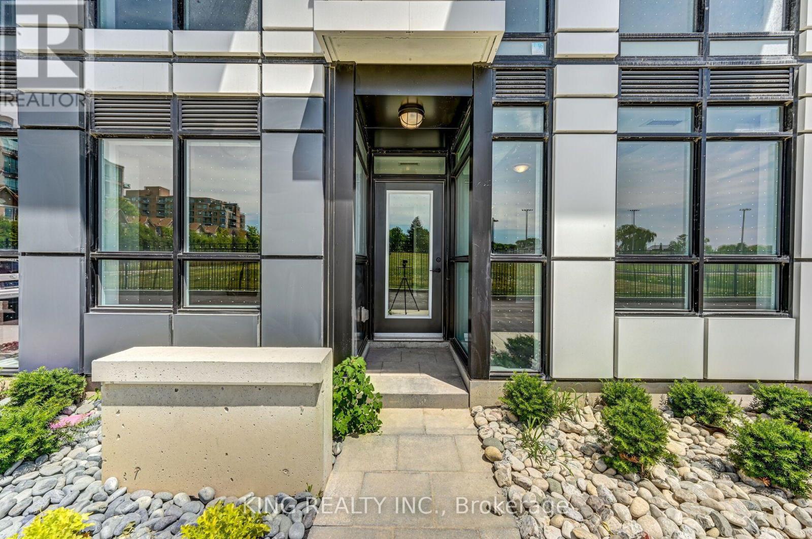 133 - 251 Manitoba Street Property Photo 35