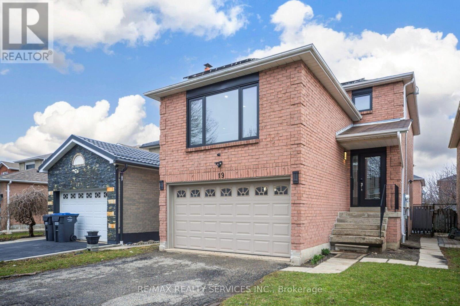 19 Wayne Nicol Drive Property Photo 3