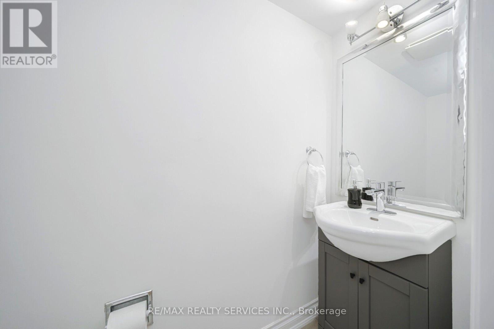 19 Wayne Nicol Drive Property Photo 18
