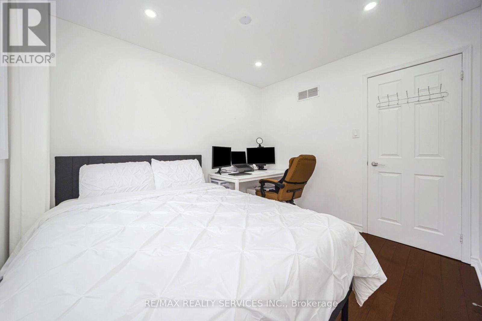 19 Wayne Nicol Drive Property Photo 28
