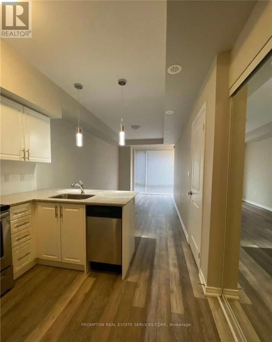 59 - 28 Fieldway Road Property Photo 3