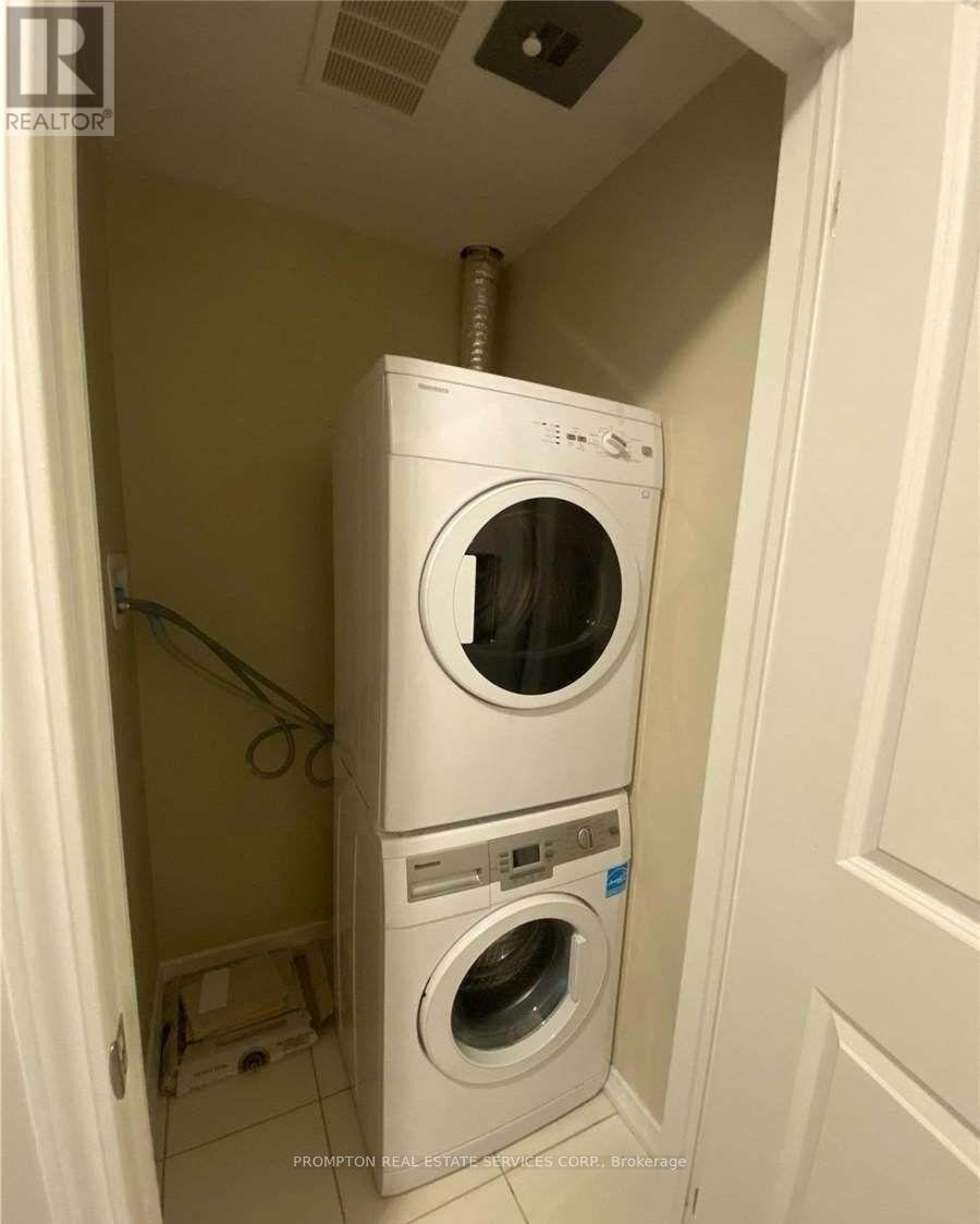 59 - 28 Fieldway Road Property Photo 7