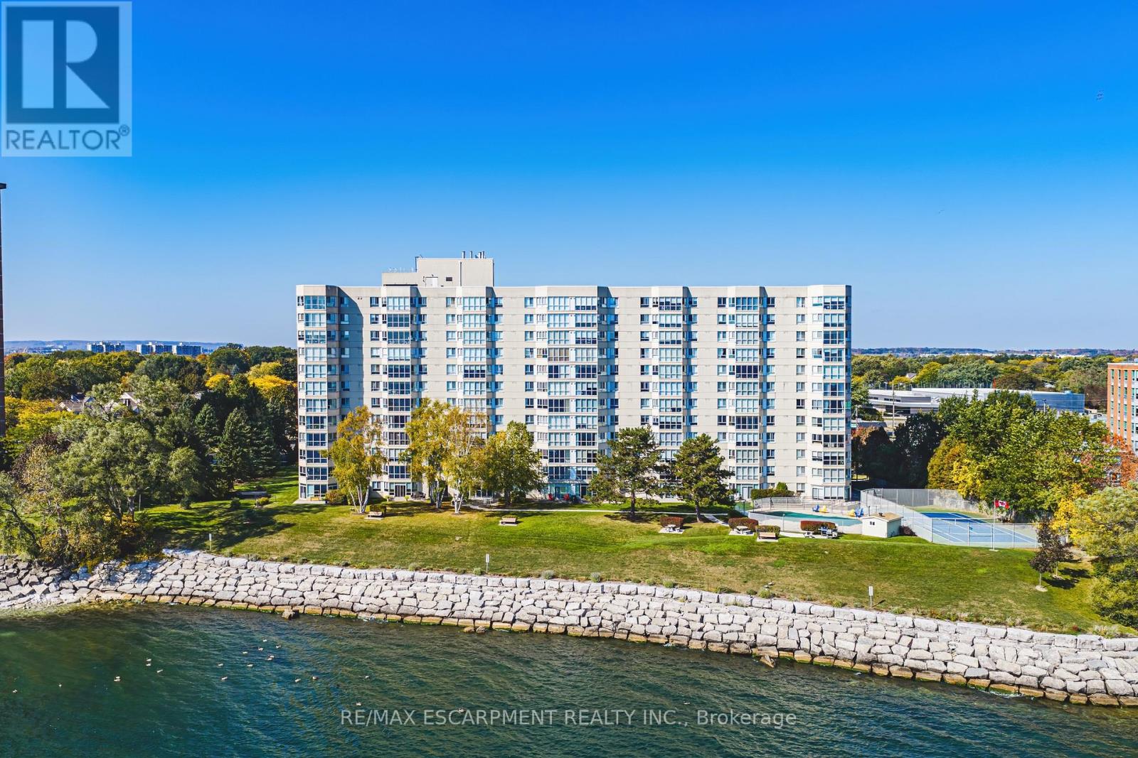 912 - 5280 LAKESHORE ROAD Property Photo 1