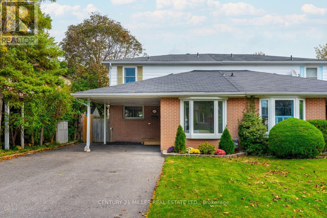 2697 Hollington Crescent Property Photo 1