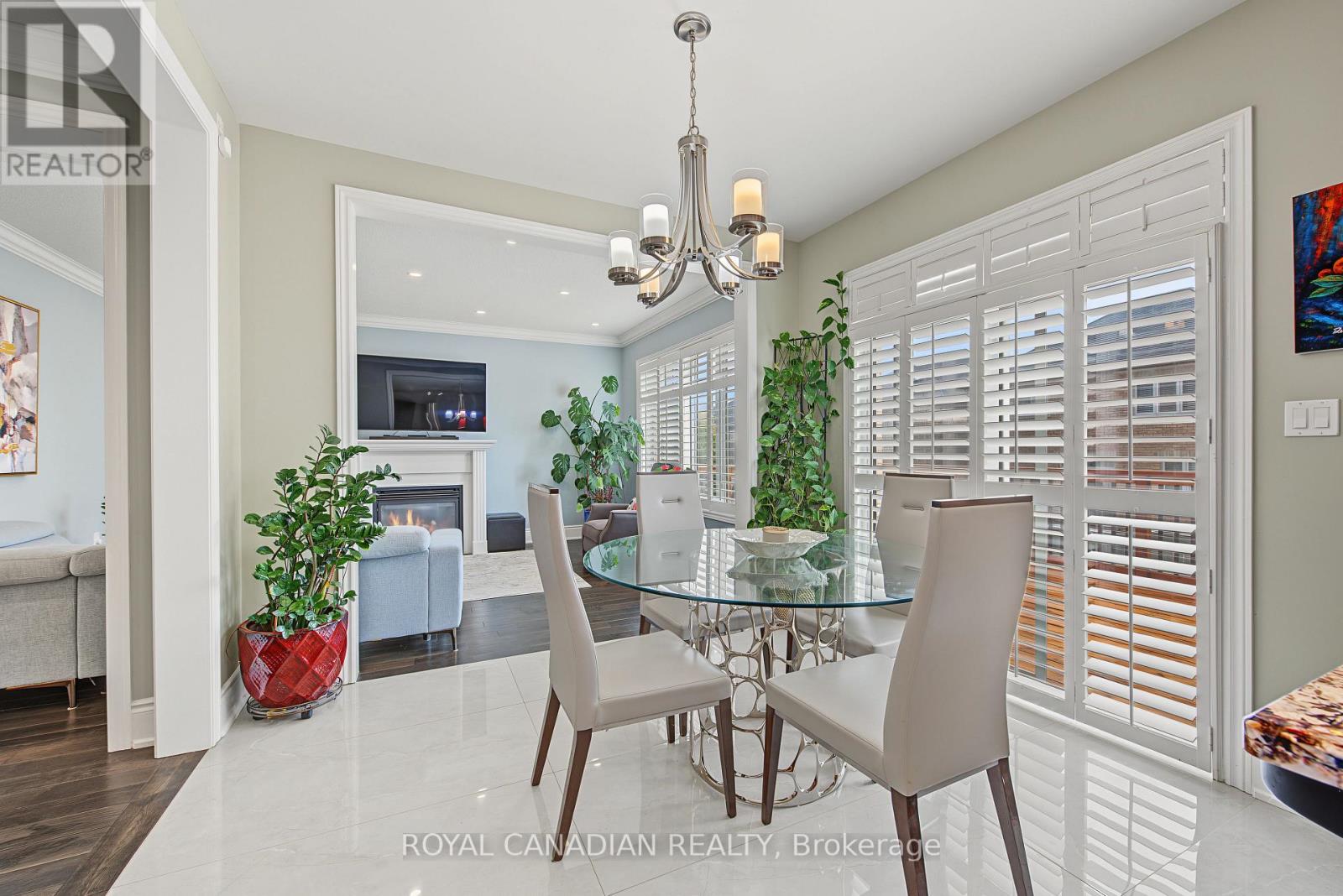 13 Island Grove Property Photo 12