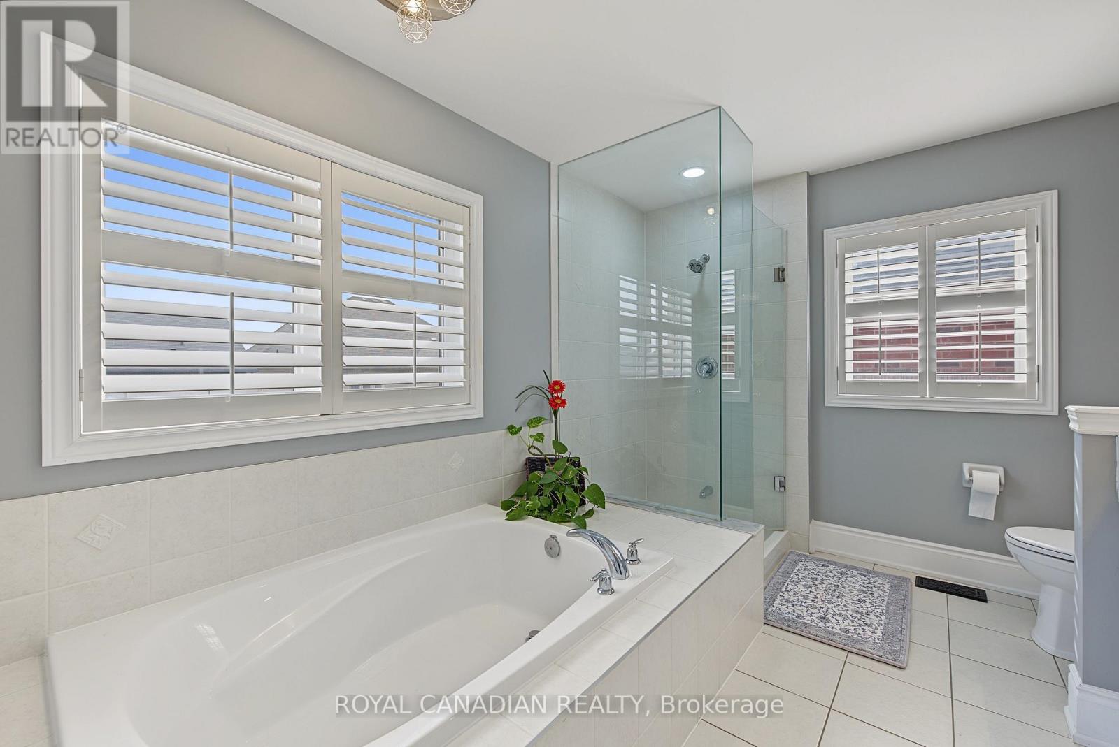 13 Island Grove Property Photo 23