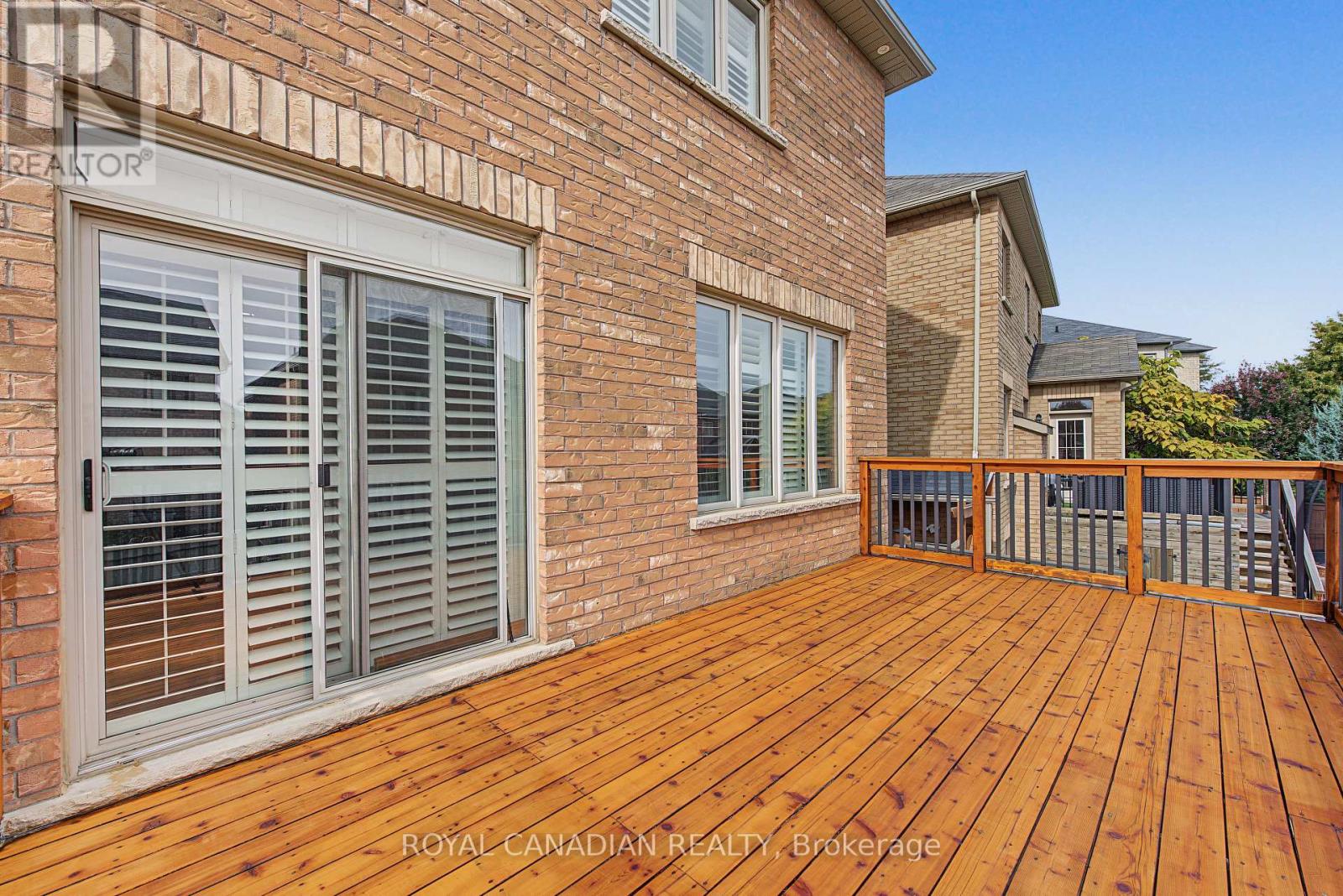 13 Island Grove Property Photo 43