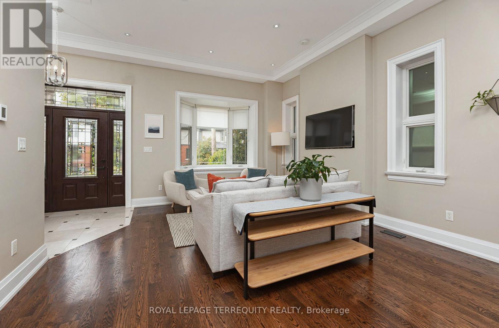 151 Brookside Avenue Property Photo 4