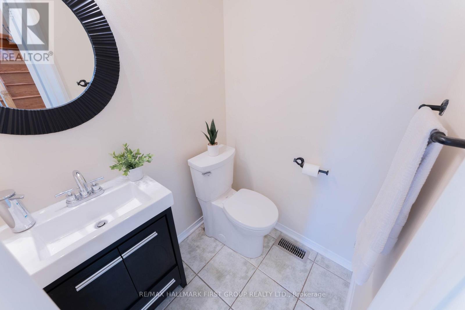 7686 Black Walnut Trail Property Photo 12