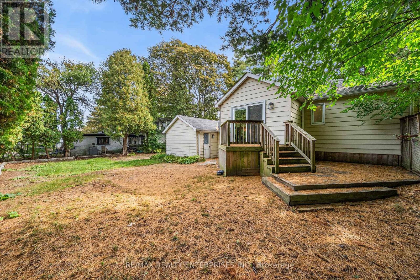 1141 Lakeshore Road W Property Photo 32