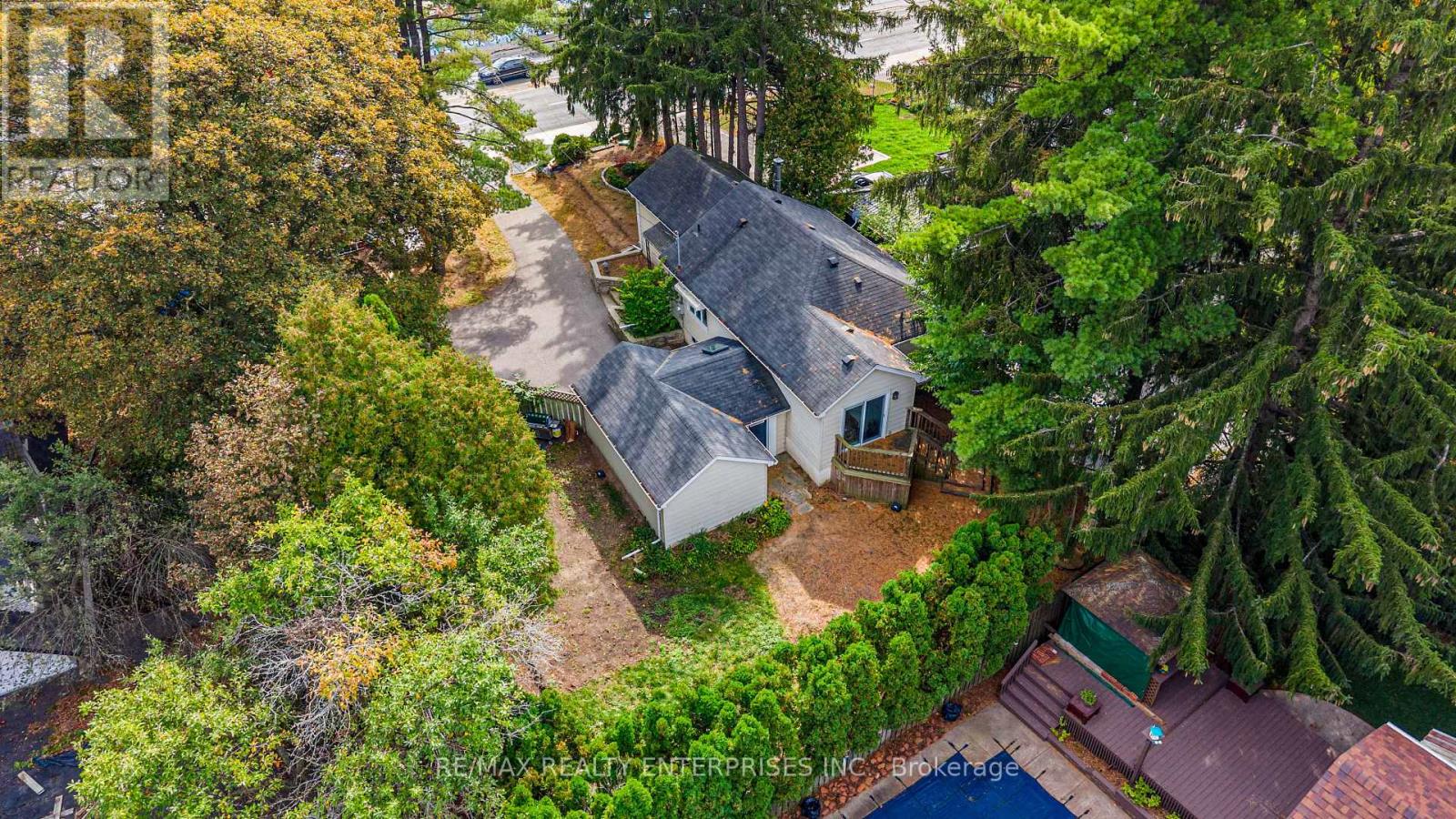 1141 Lakeshore Road W Property Photo 36