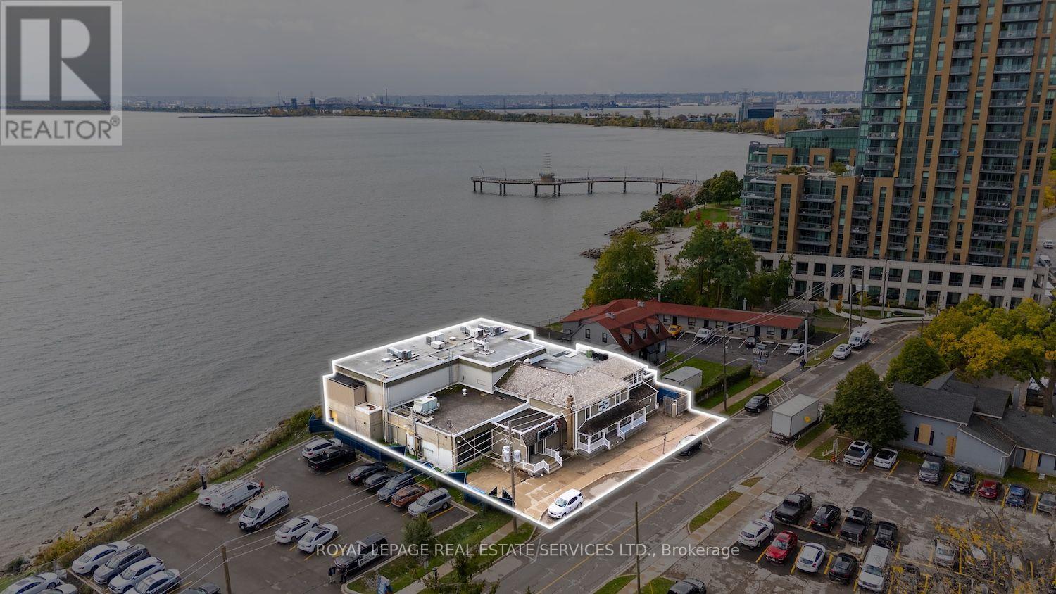 2084 Old Lakeshore Road Property Photo 1