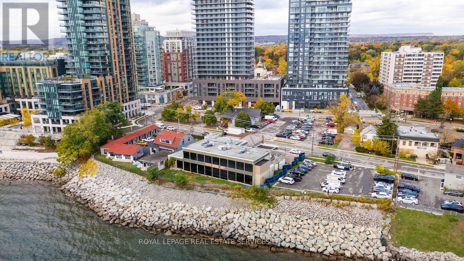 2084 Old Lakeshore Road Property Photo 8