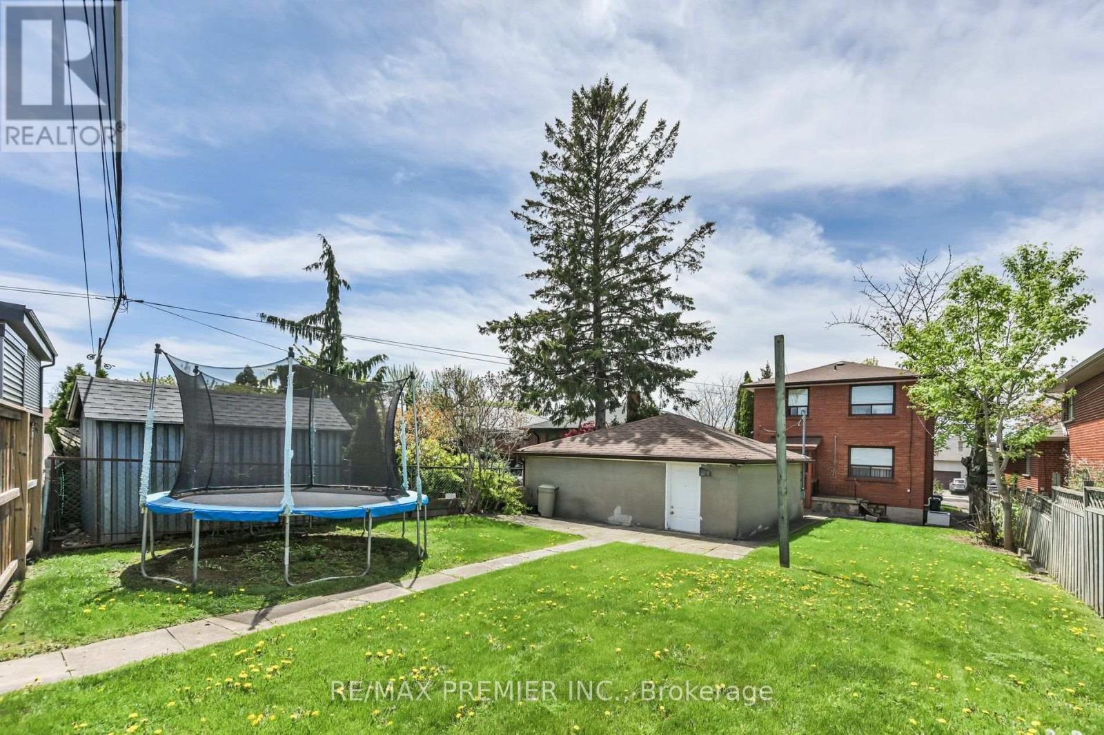 81 Macleod Street Property Photo 3