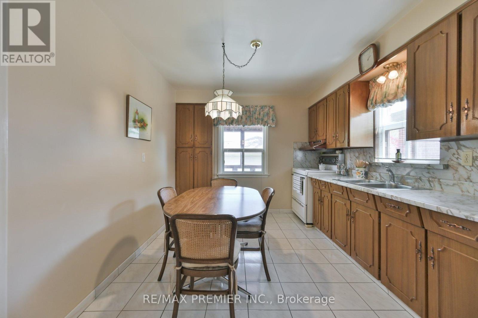 81 Macleod Street Property Photo 11