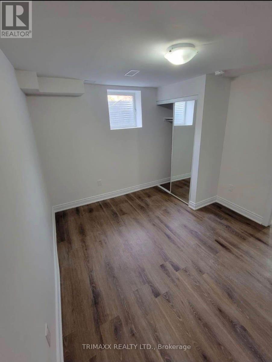 Bsmt - 82 Humberstone Crescent Property Photo 10