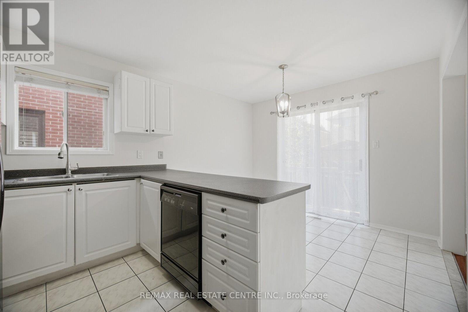3727 Althorpe Circle Property Photo 19