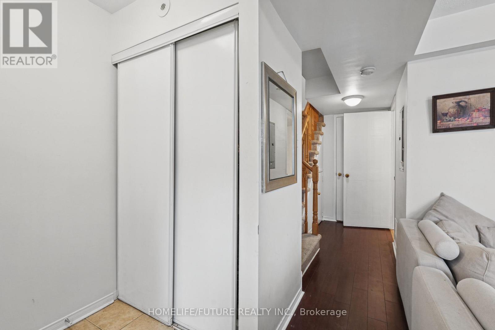 337 - 4975 Southampton Drive Property Photo 4