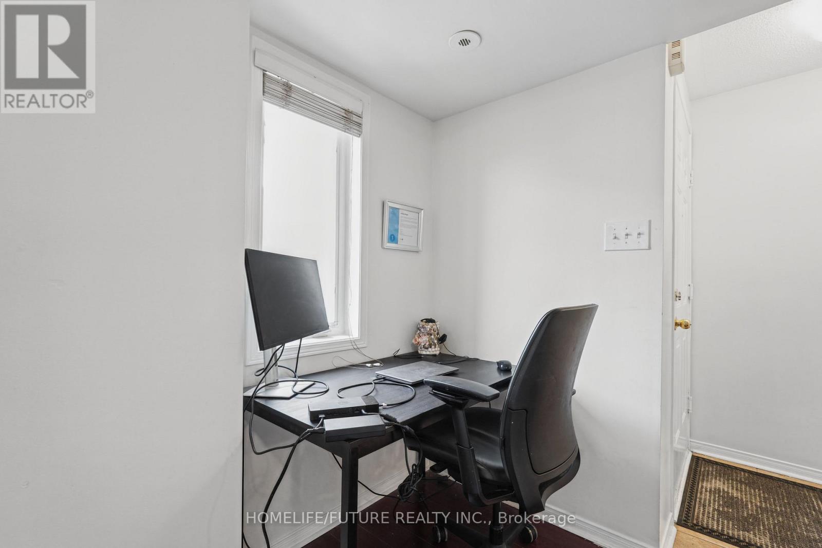 337 - 4975 Southampton Drive Property Photo 6