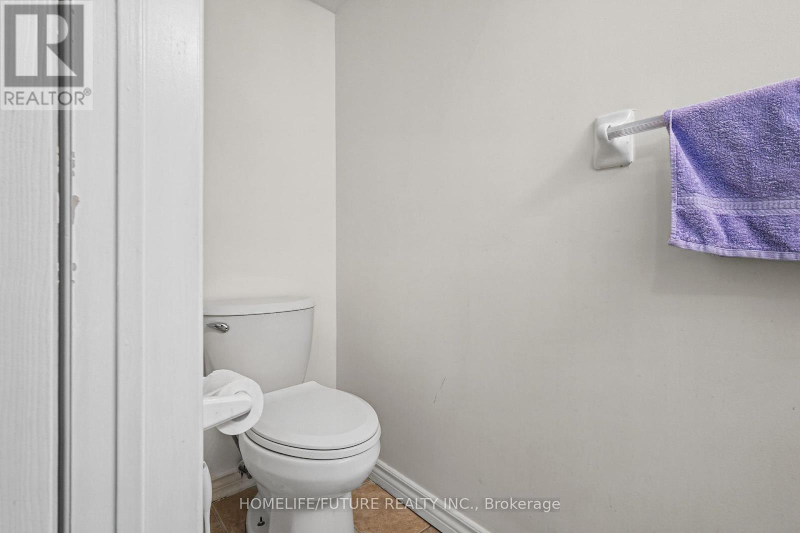 337 - 4975 Southampton Drive Property Photo 14