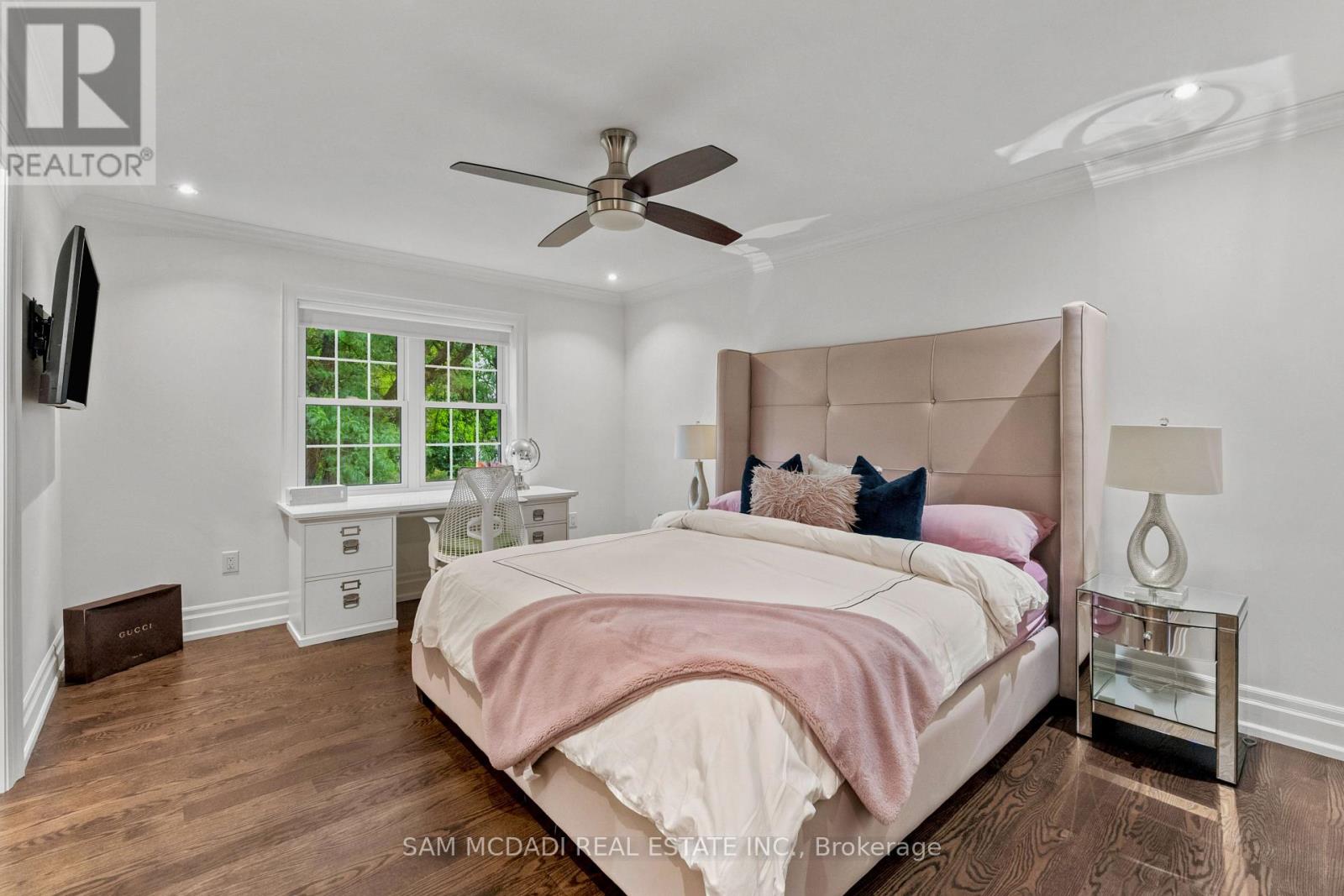 955 Caldwell Avenue Property Photo 29