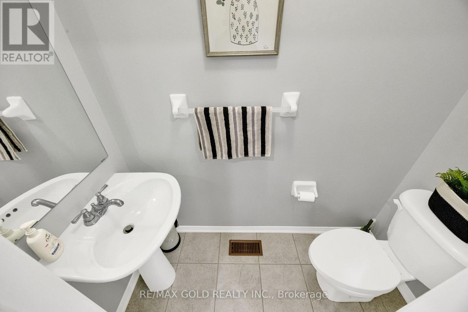 3 Marbleseed Crescent Property Photo 8