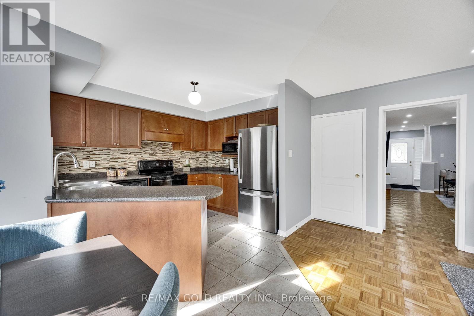 3 Marbleseed Crescent Property Photo 16