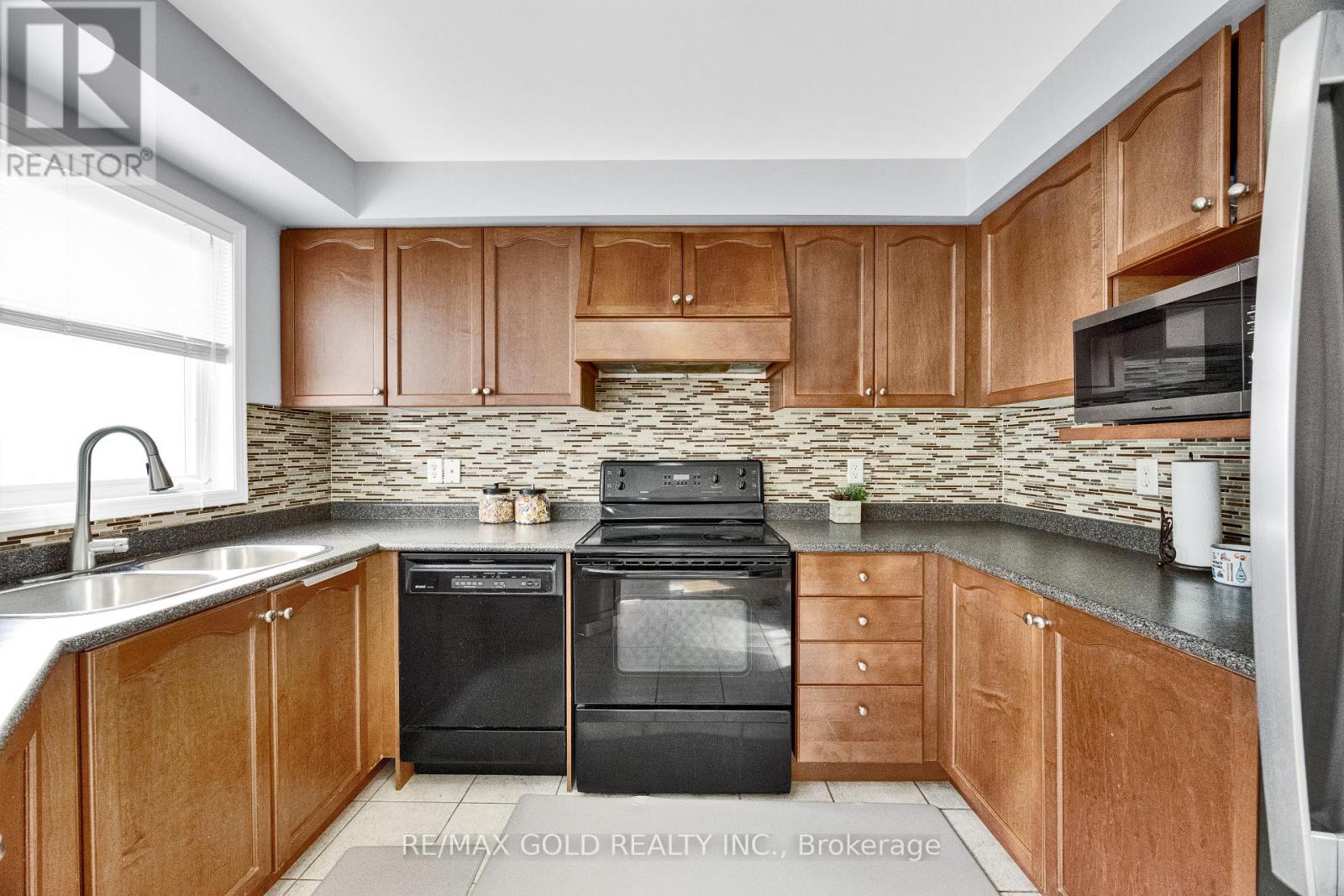 3 Marbleseed Crescent Property Photo 17