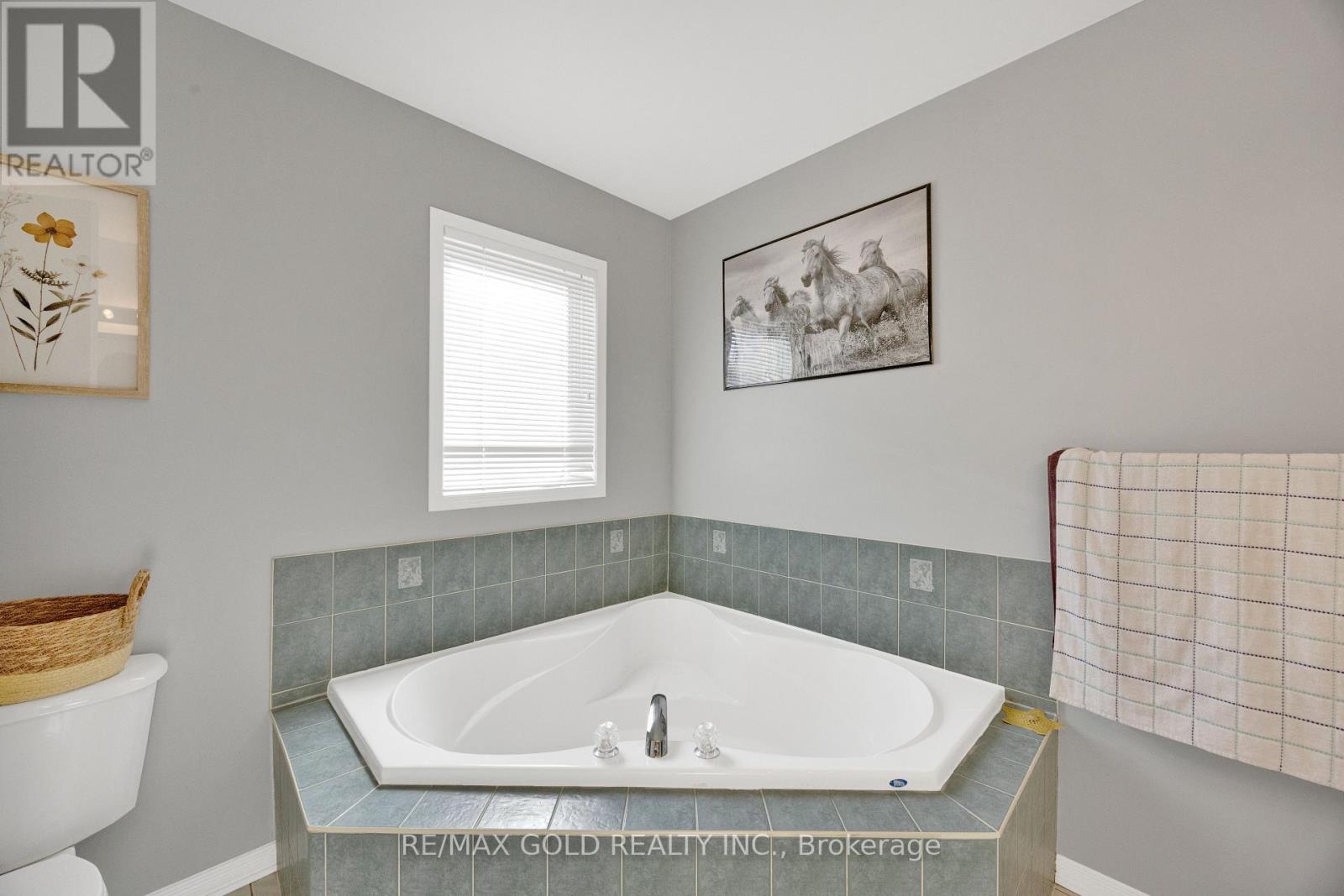3 Marbleseed Crescent Property Photo 25