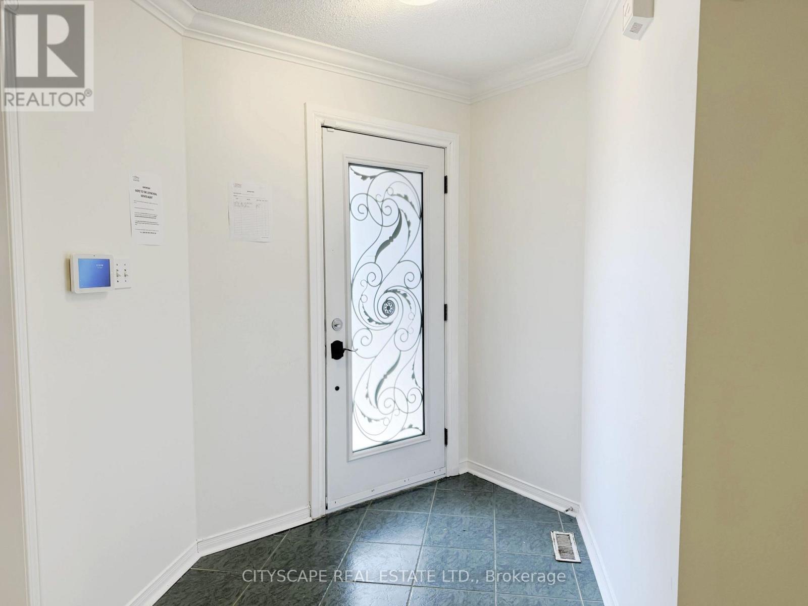 5615 Whitehorn Avenue Property Photo 5