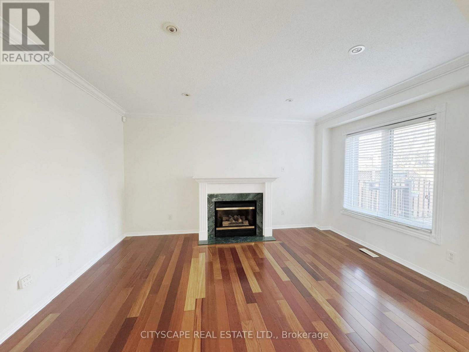 5615 Whitehorn Avenue Property Photo 6