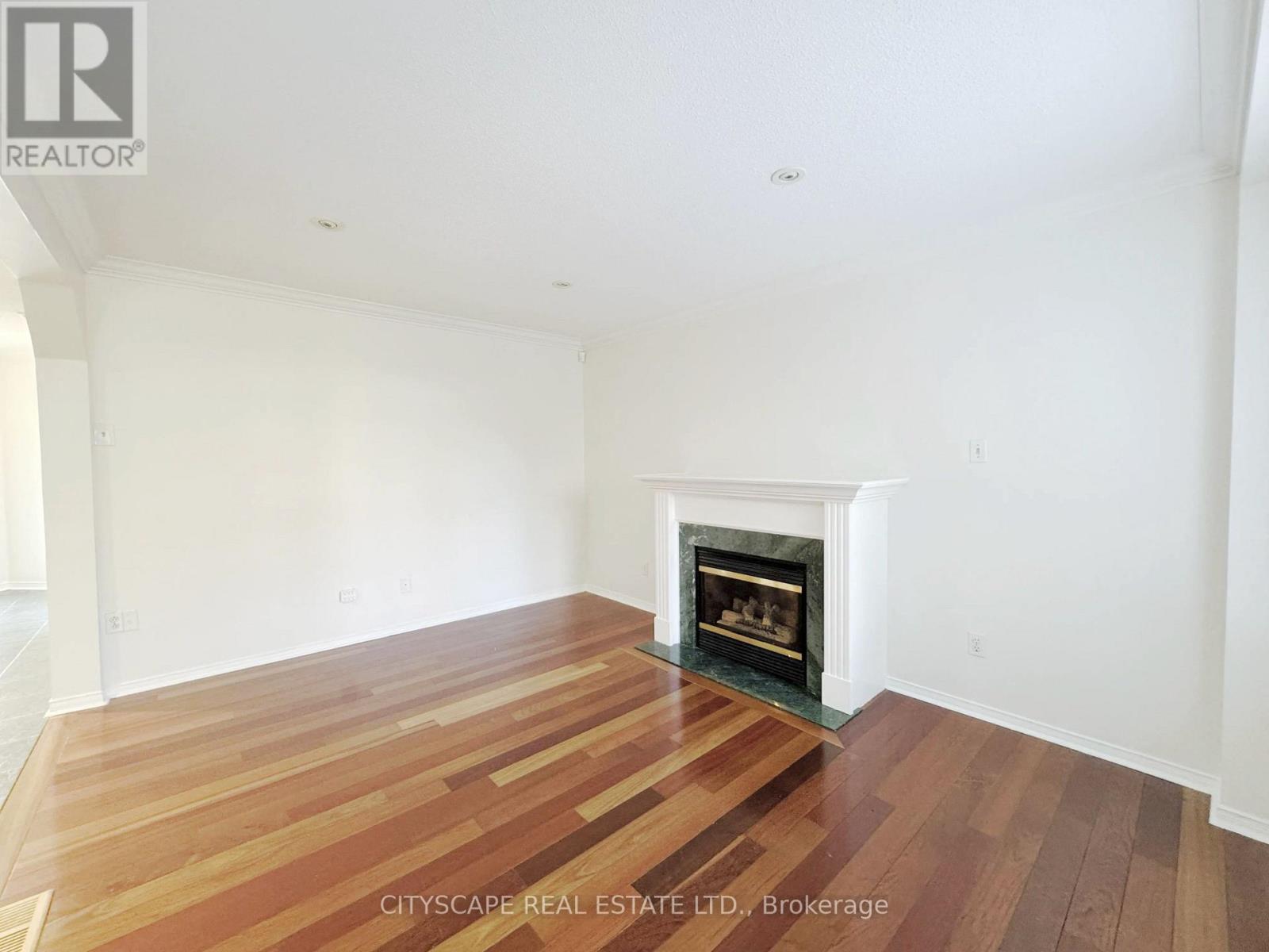 5615 Whitehorn Avenue Property Photo 7