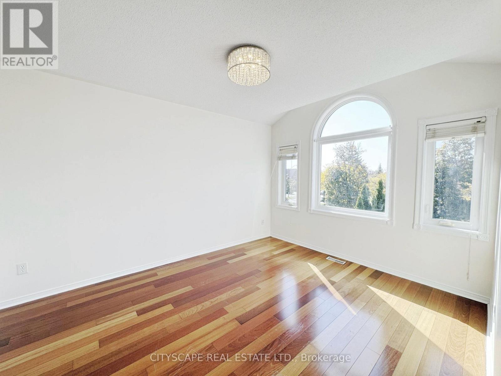 5615 Whitehorn Avenue Property Photo 25