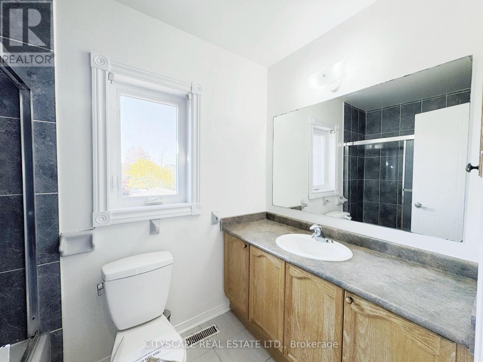 5615 Whitehorn Avenue Property Photo 28
