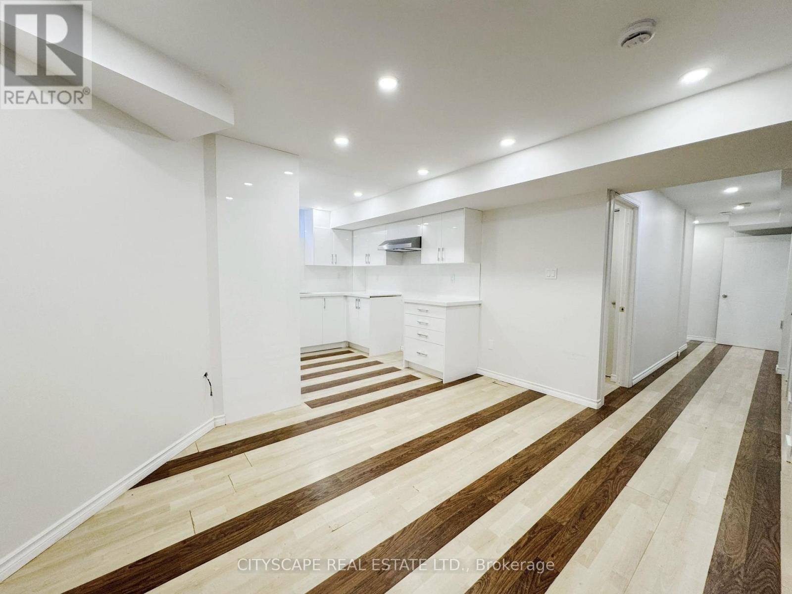 5615 Whitehorn Avenue Property Photo 40