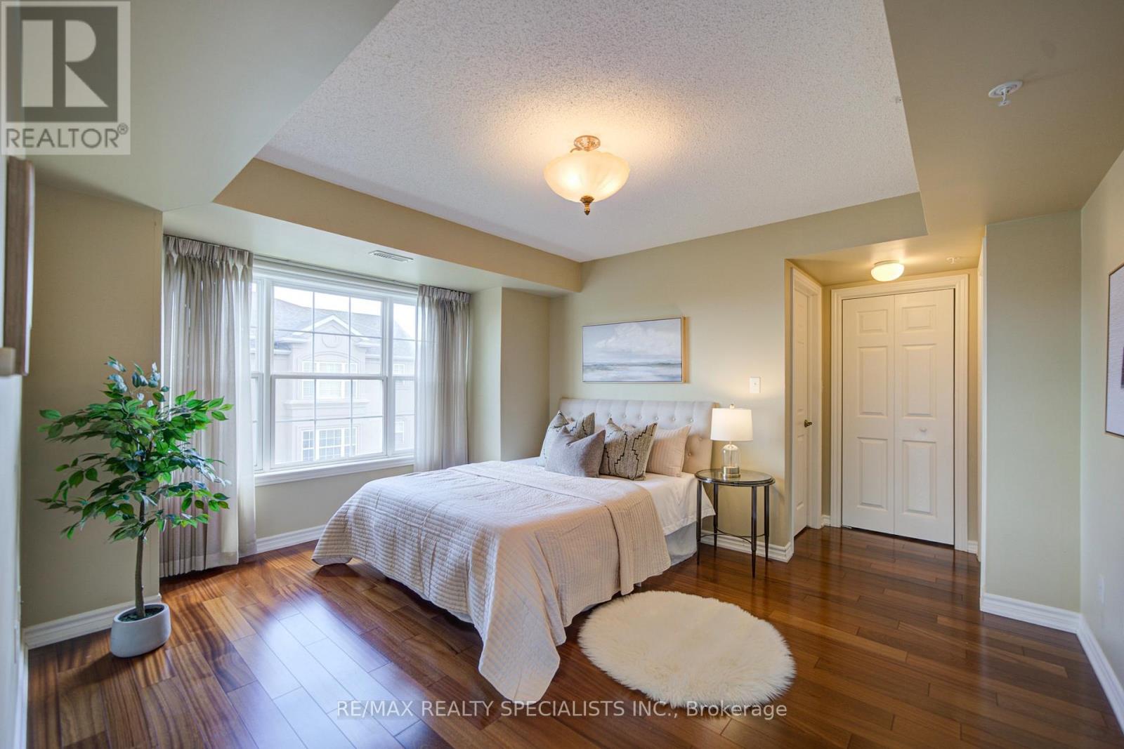 414 - 1483 Maple Avenue Property Photo 13