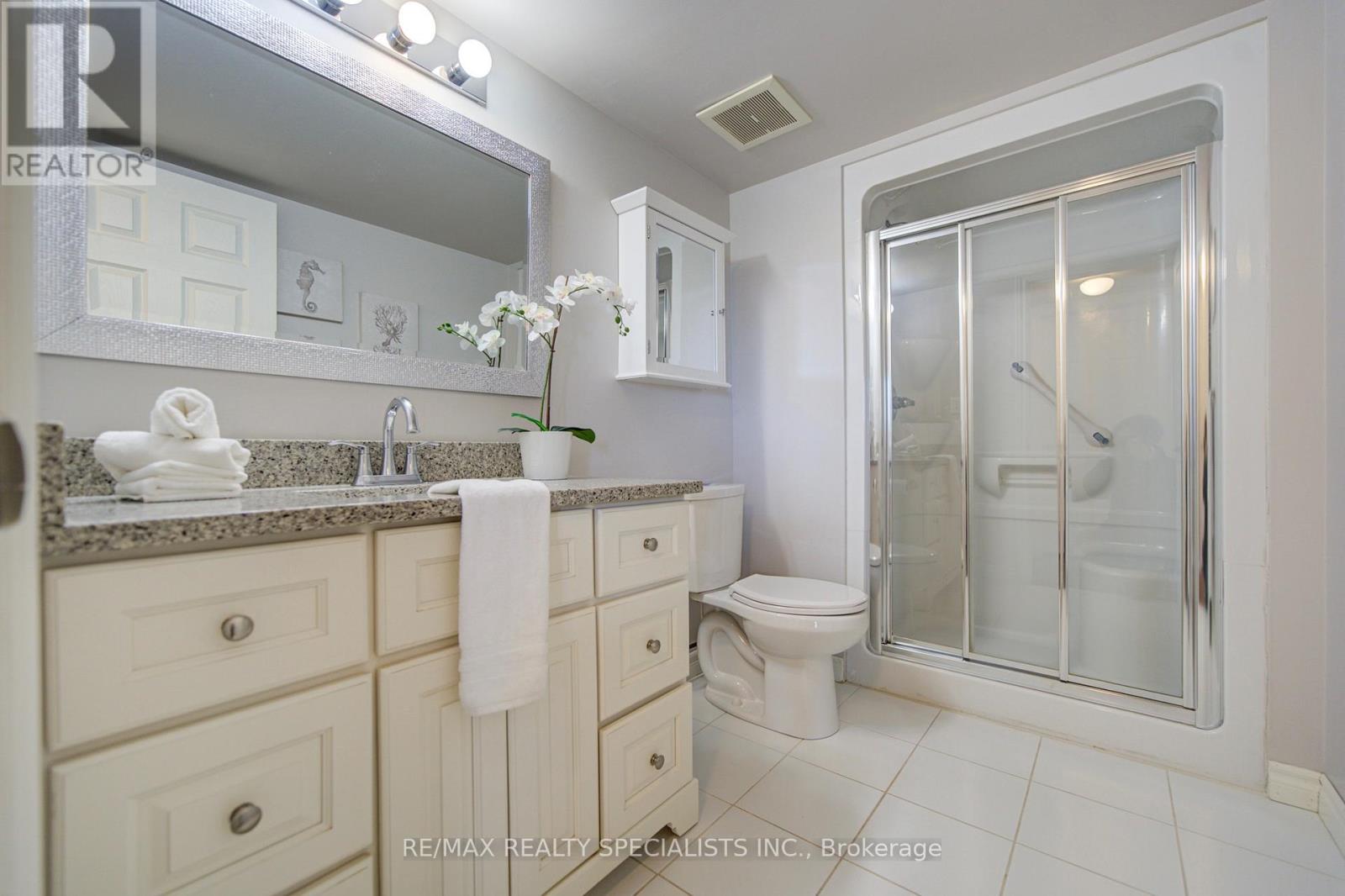 414 - 1483 Maple Avenue Property Photo 16