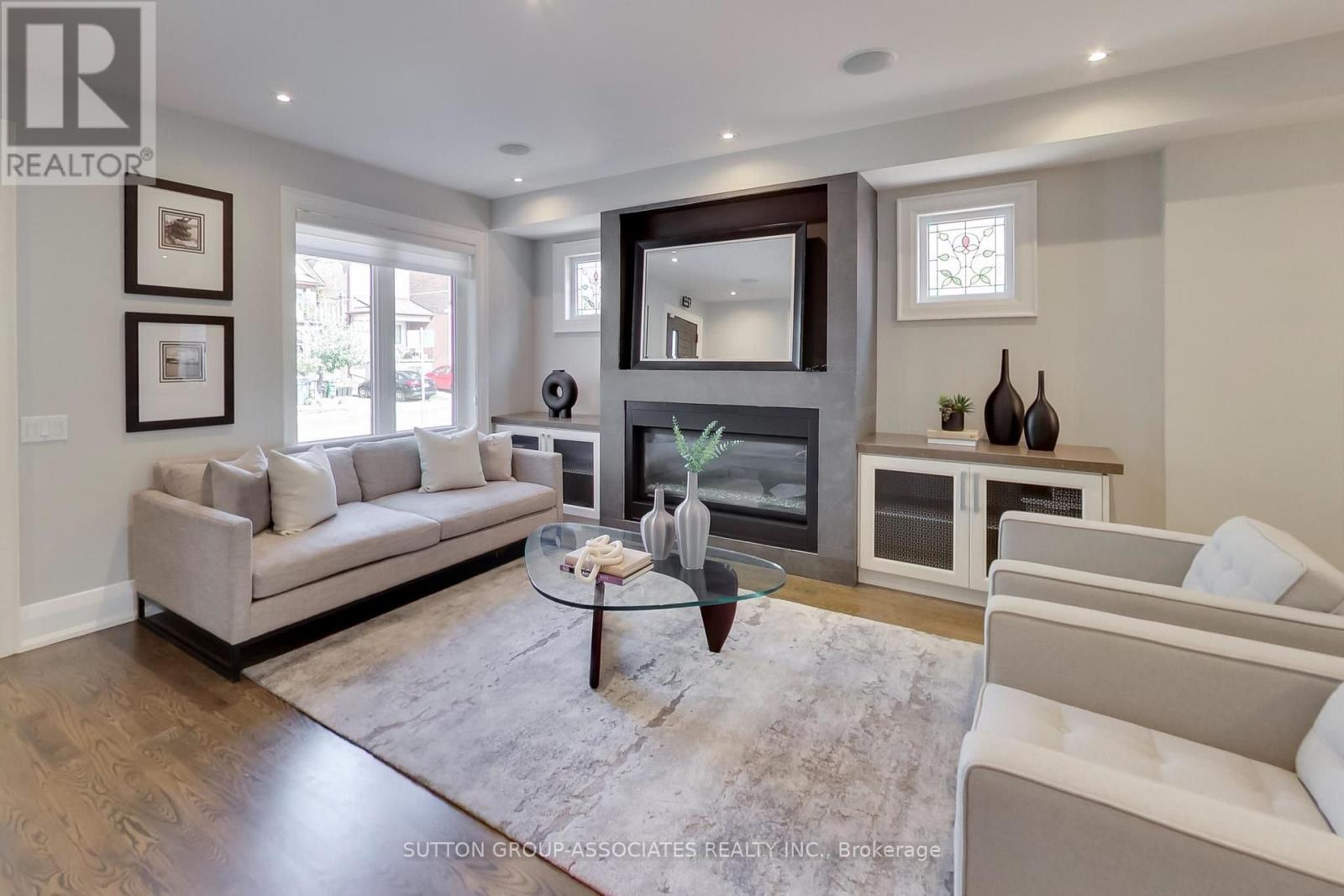 191 Rosemount Avenue Property Photo 3