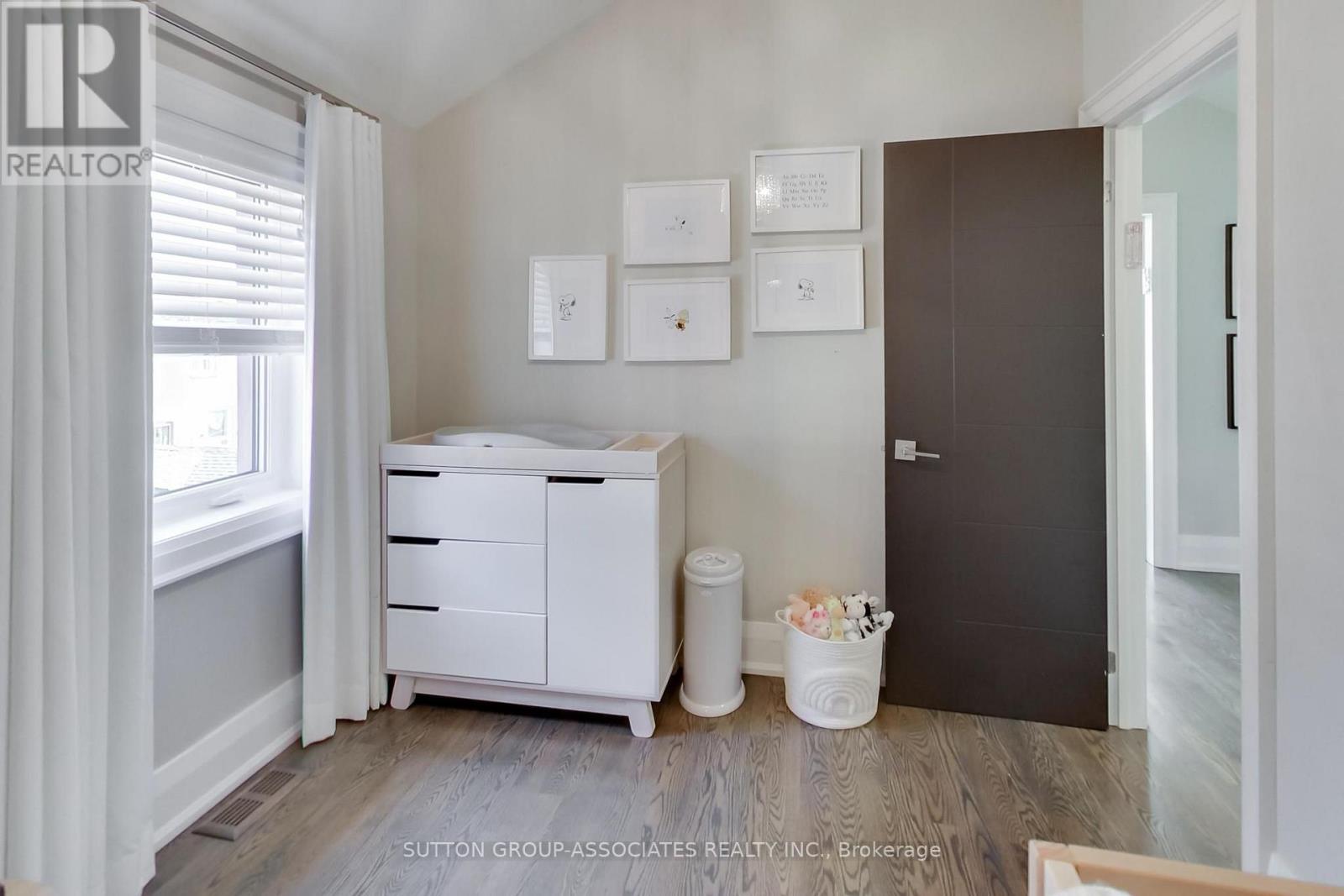 191 Rosemount Avenue Property Photo 25