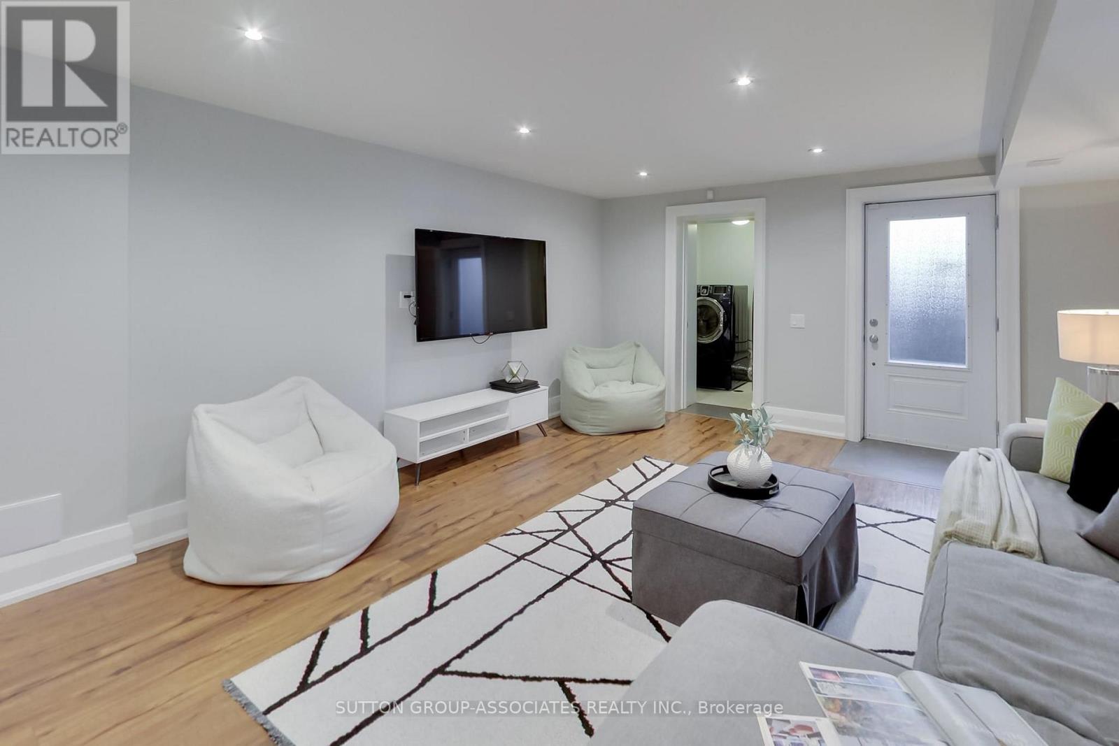 191 Rosemount Avenue Property Photo 32
