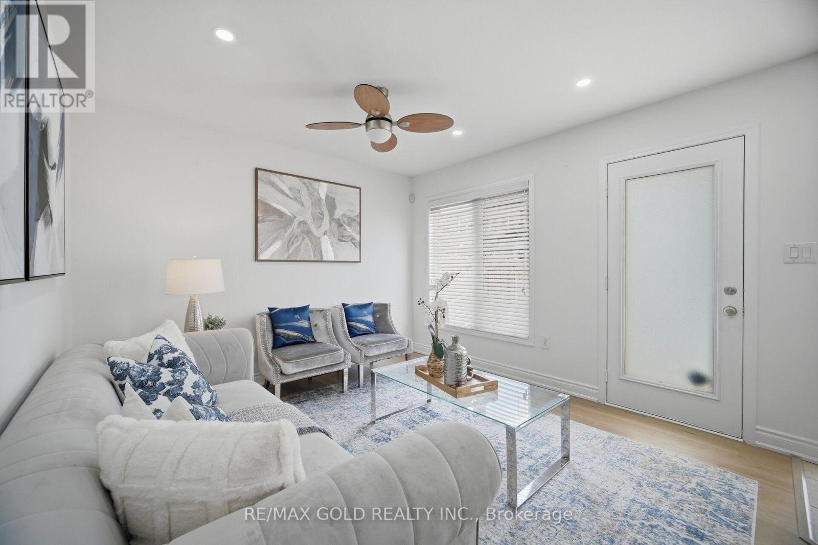 45 Biddens Square Property Photo 16