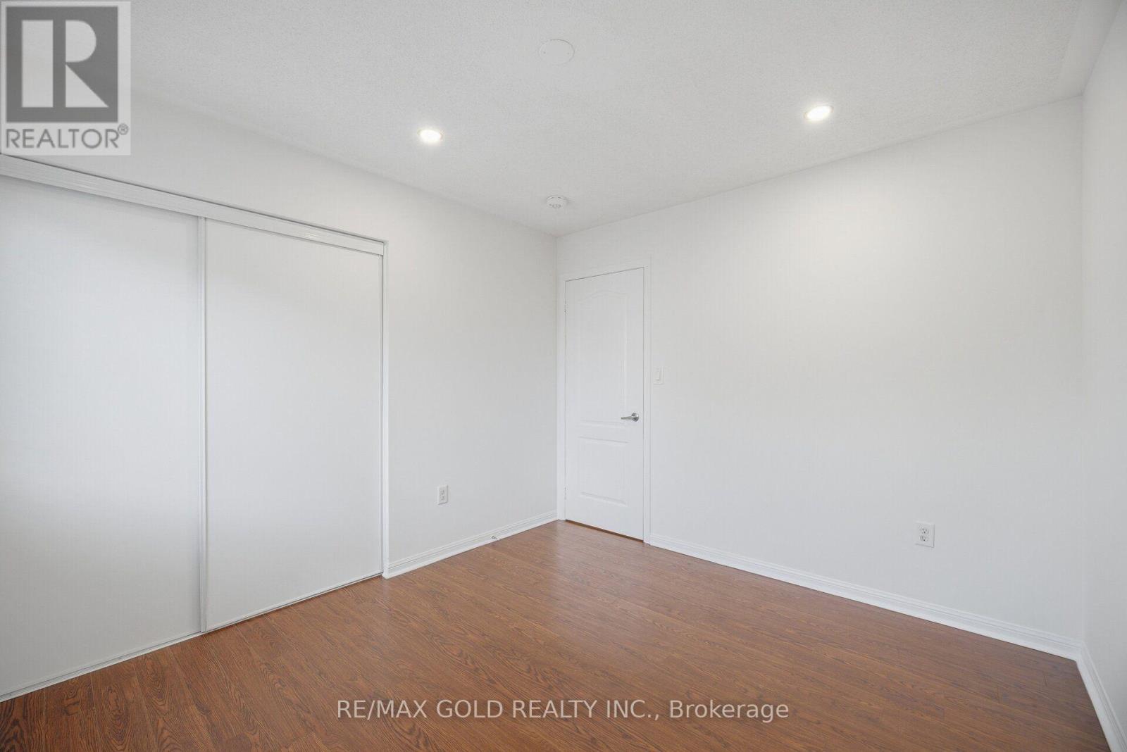 45 Biddens Square Property Photo 28
