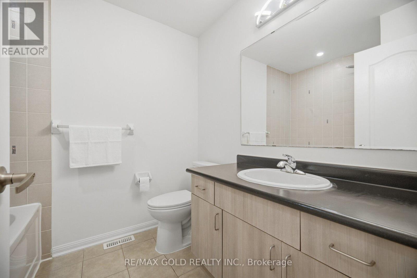 45 Biddens Square Property Photo 31