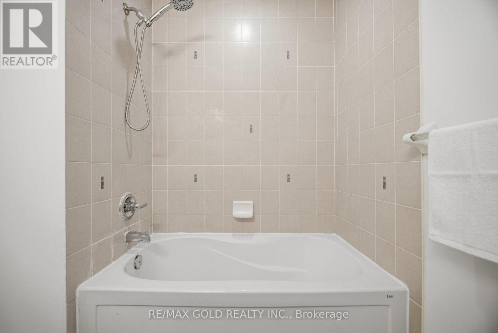 45 Biddens Square Property Photo 32