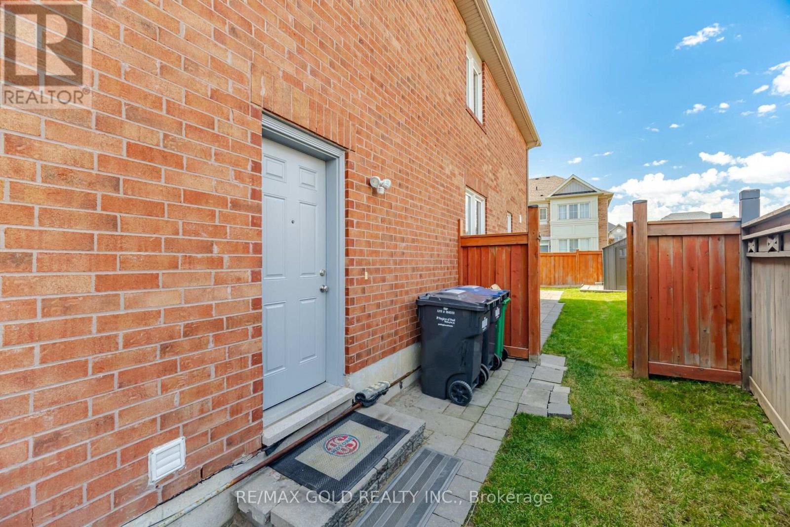 45 Biddens Square Property Photo 34