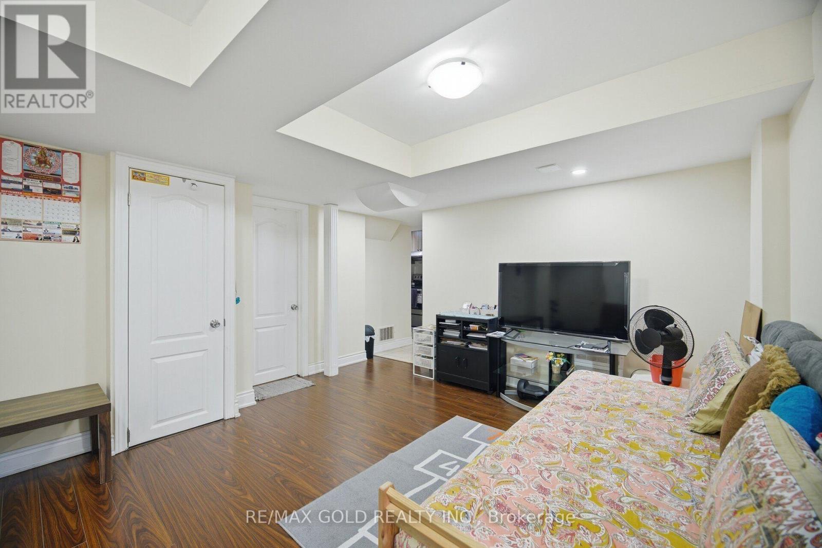 45 Biddens Square Property Photo 38