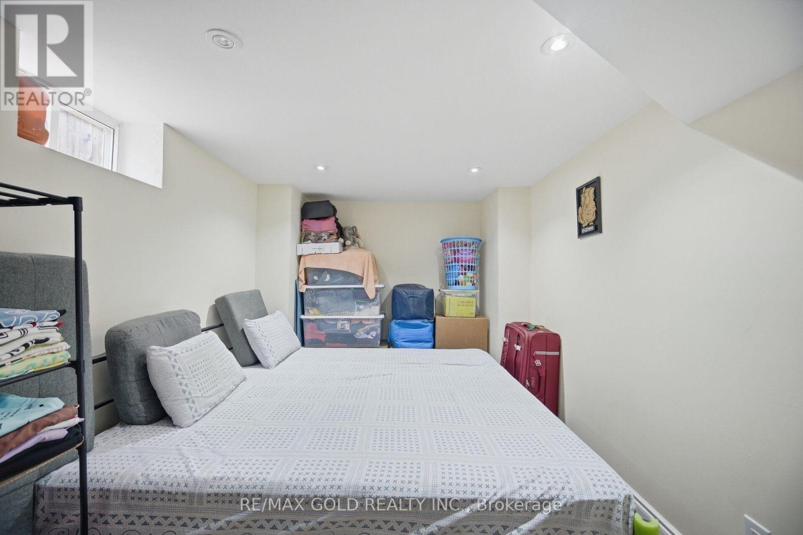 45 Biddens Square Property Photo 41