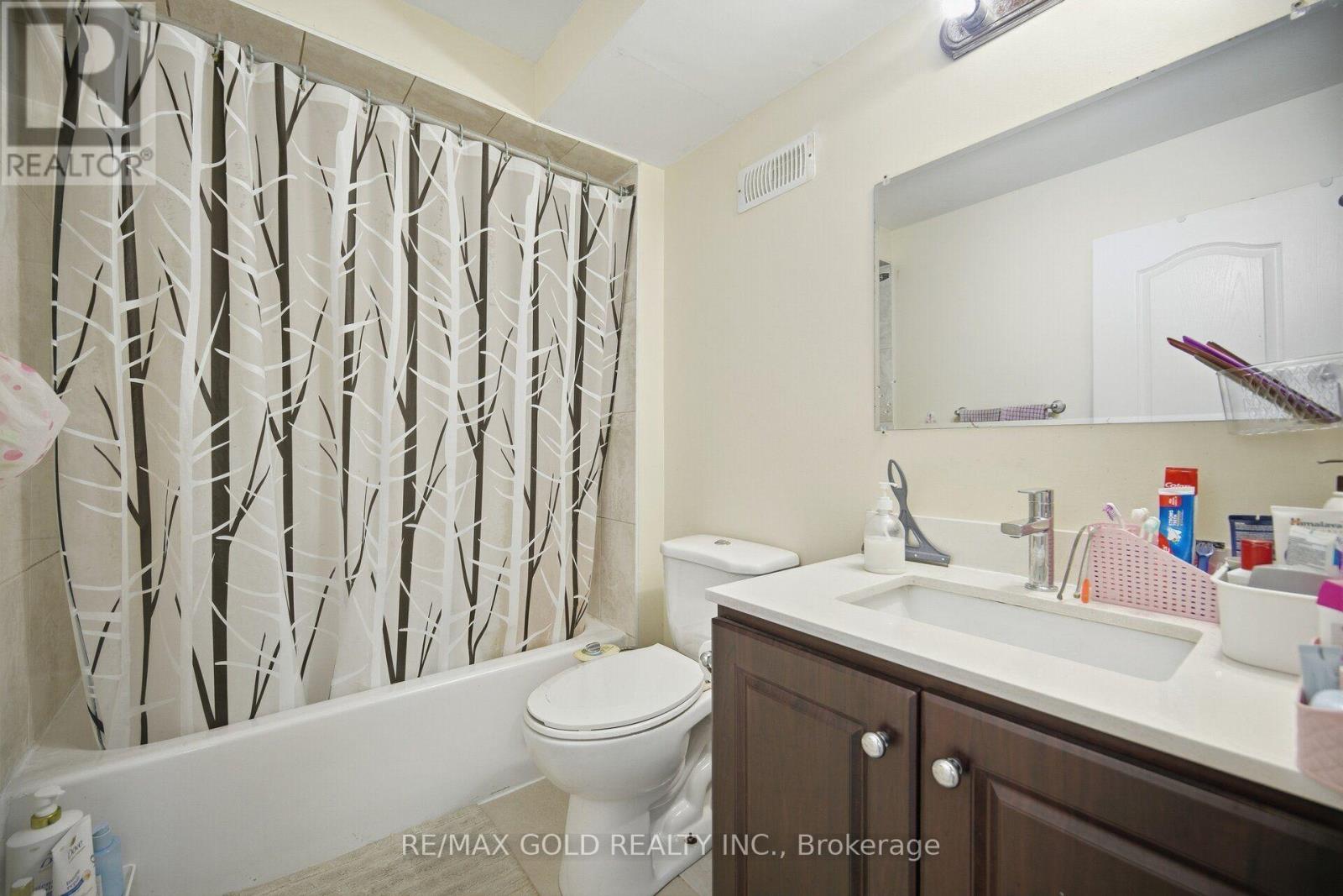 45 Biddens Square Property Photo 44
